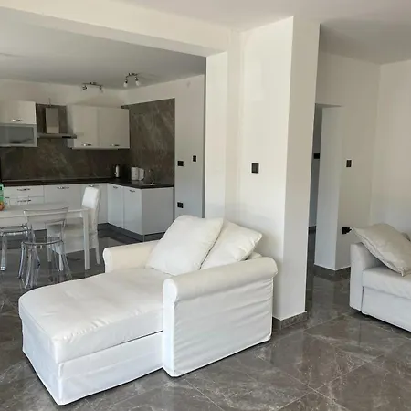 La Maison Du Graal Apartment